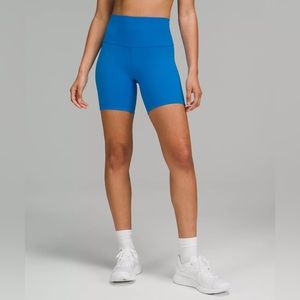 LuluLemon Wunder Train Blue Shorts (6)